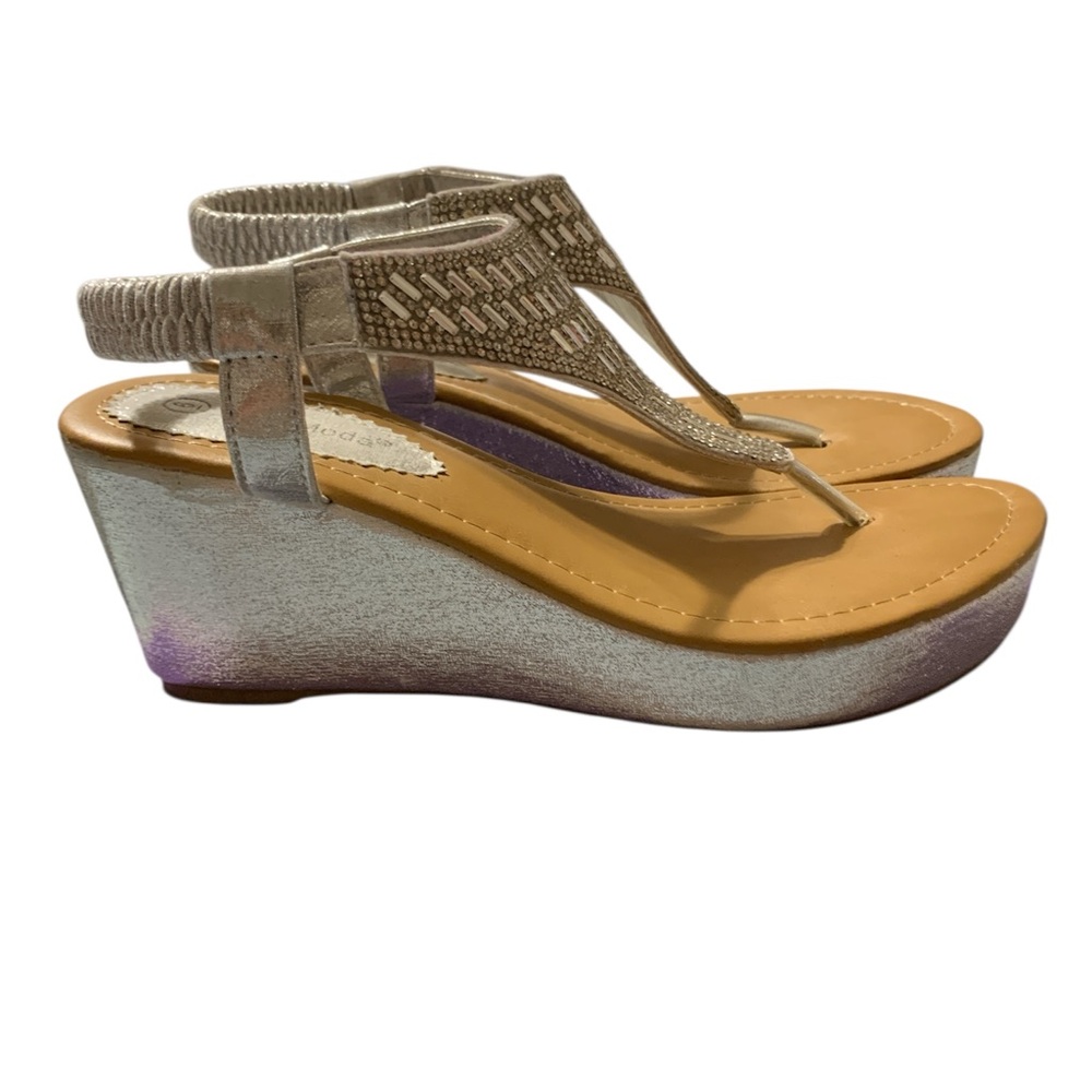 TOP Moda Metallic Silver Rhinestone Wedge Thong Sandals - Picture 3 of 5